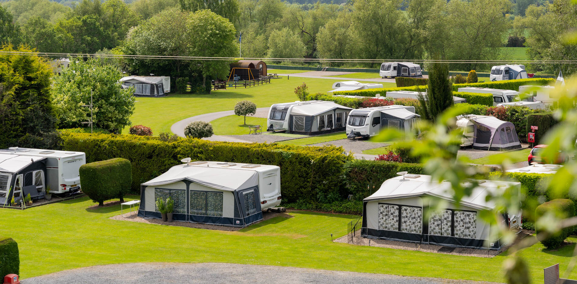 Lucksall_WebRes-324-aspect-ratio-1900-934